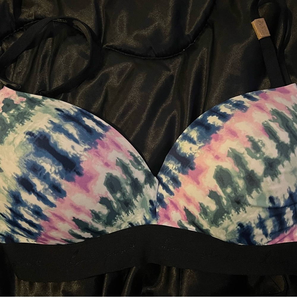 Love pink bra